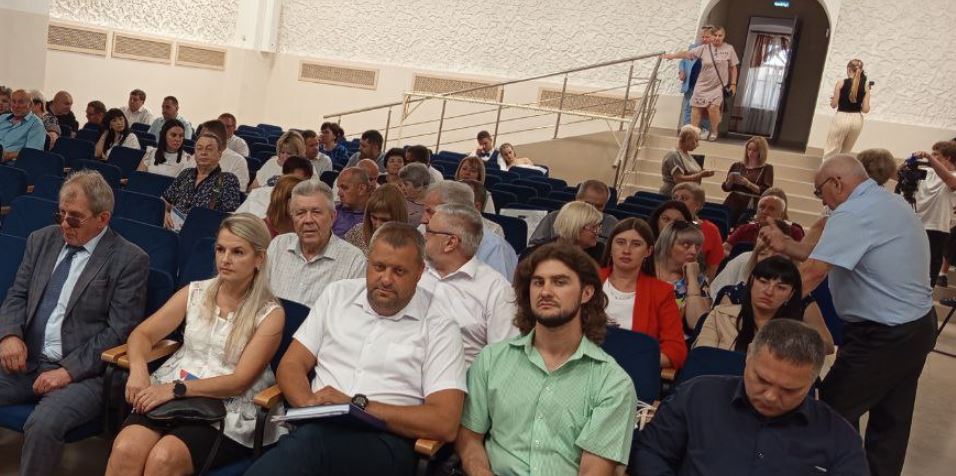 5271601357297679833 (3).JPG