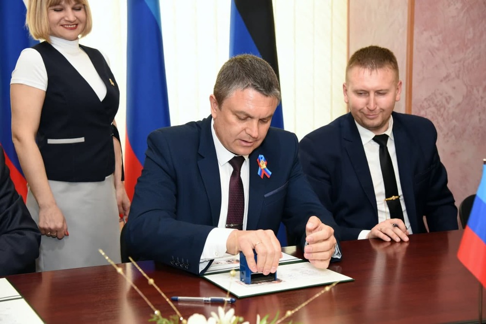 1000 (1).jpg 1000 (1).jpg